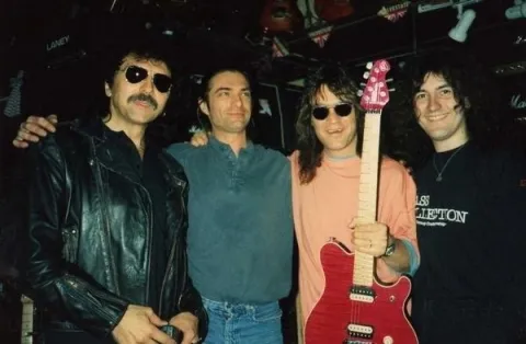 (l-r: Tony Iommi, Gaz Morris, Eddie Van Halen, some hairy schmuck)